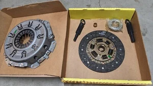 Luk RepSet clutch kit 06-047 for Nissan 240SX, 720 Pickup, Van 1983-90 - Picture 1 of 2