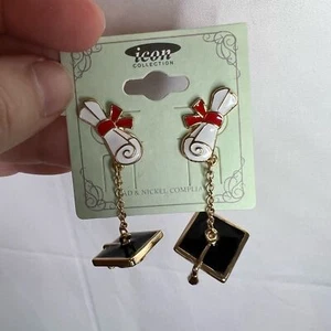 Icon Collection Diploma And Graduation Cap Dangle Earrings NWT - Picture 1 of 8
