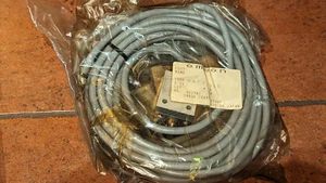 (1) Omron Type D4C-2302 Limit Switch NIB 0225RC - Picture 1 of 5