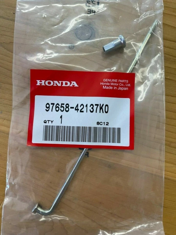 Honda Brand Spoke and Nipple Rear Wheel XR100R 1985-03 97658-42137K0 QTY2 - Image 1 of 4