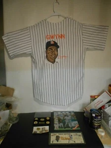 MLB San Diego Padres Tony Gwynn Jersey PLUS Pins Book Envelope Great Gift - Picture 1 of 11