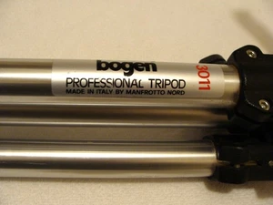 Bogen Manfrotto Italy 3011 Tripod with 3126 Head ***Vintage*** - Picture 1 of 11