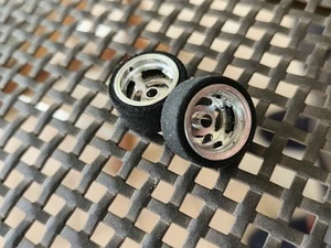 REVOSLOT COPPIA CERCHI RS-214 - RUOTE SLOT 1/32 SPUGNA - Photo 1/8