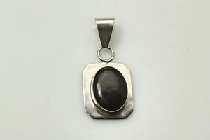 925 Sterling Silver Oval Black Stone Pendant 9.2 Grams (PEN8081) - Picture 1 of 4