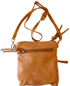 Michael Kors Purse Handbag Zippered Pockets Straps Durable Faux Leather Finish - Picture 1 of 5