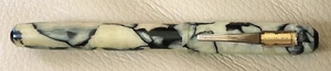 Vtg FOUNTAIN PEN, PATENT APPLIED FOR: White Marble w/ Supreme 8 Nib; Gold Trim - Picture 1 of 4