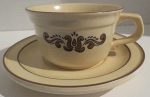 Pfaltzgraff Village braun & cremefarben passendes flaches Tasse & Untertasse Set - Bild 1 von 15
