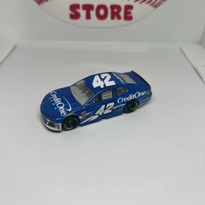 2019 #42 Kyle Larson Credit One Bank Chip Ganassi Chevy 1/64 NASCAR Diecast - Picture 1 of 11