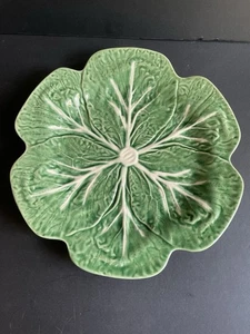 BORDALLO PINHEIRO 10 3/4” green Cabbage  Leaf Dinner Plate Portugal - Picture 1 of 5