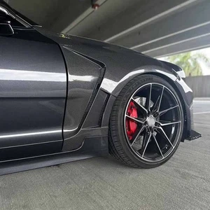 Carbon Fiber Vented Front Fenders Wing for Kia Stinger 2018-2023 - Picture 1 of 7