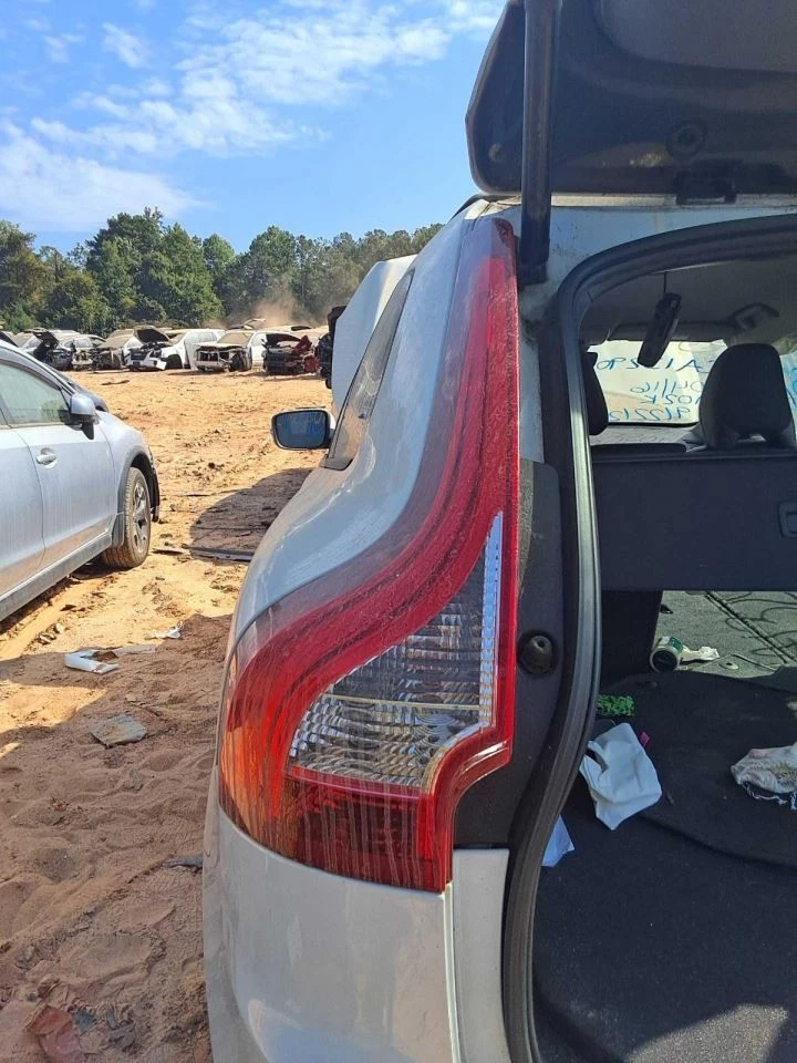 Driver Left Tail Light Quarter Mounted Fits 14-17 VOLVO XC60 5138155 Foto 1 de 1