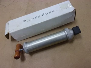 De colección Kleernote Reproductor de Música Piano Bomba Aspiradora Succión Rastreador Barra Agujero Limpiador - Imagen 1 de 8