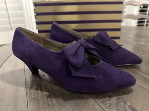 Vintage 1980’s Transit Purple Suede 8.5 Med Bow Heels - Picture 1 of 12