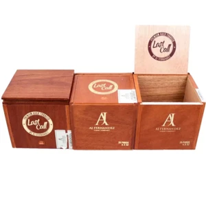 Lotto 3 Scatola vuota per sigari in legno Last Call Corticas Puros 5,5" x 5,25" x 5" - Foto 1 di 10