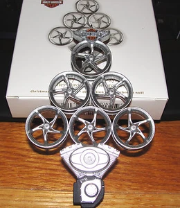 HARLEY DAVIDSON MOTOCICLETAS HAPPY HARLEY DAYS ADORNO DISTINTIVO 2011 - Imagen 1 de 9