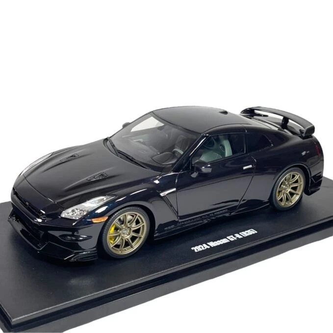 Modellino Auto GT Spirit 1/18 Nissan Skyline GT-R R35 Takumi Edition Midnight... - Immagine 1 di 4