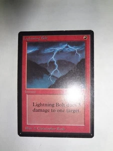 MTG MAGIC THE GATHERING CARD ORIGINAL BETA RED LIGHTNING BOLT INSTANT BURN NICE - Picture 1 of 2