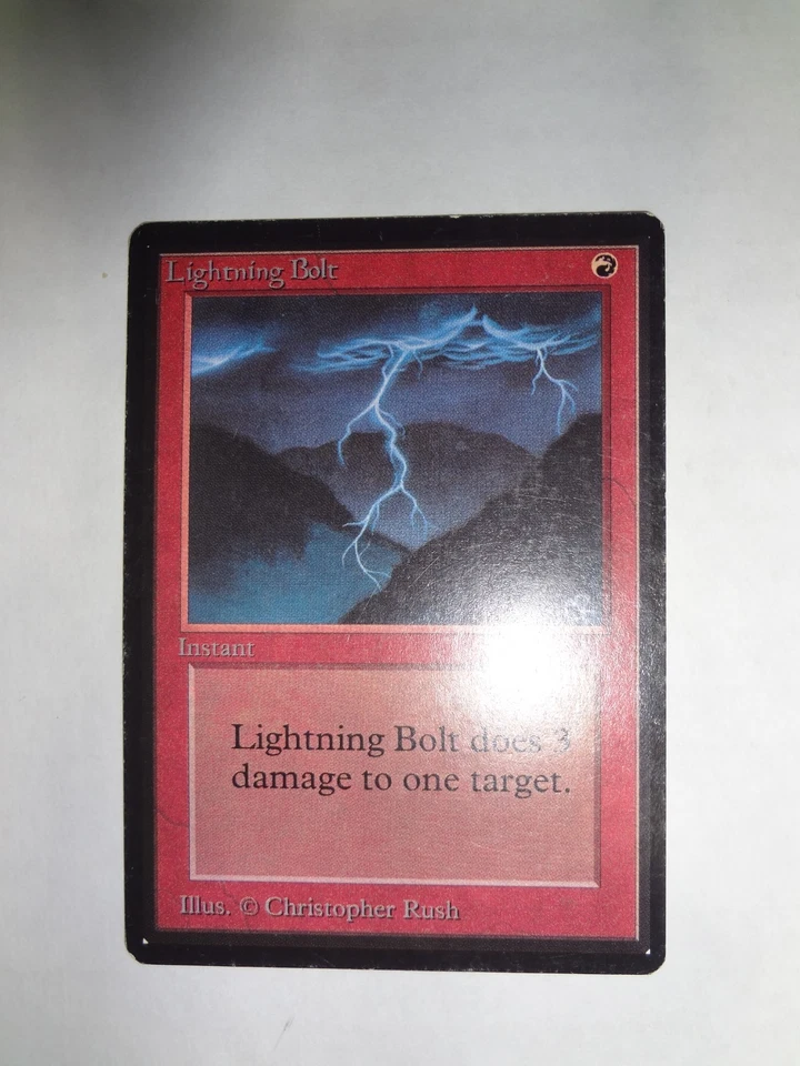 MTG MAGIC THE GATHERING CARD ORIGINAL BETA RED LIGHTNING BOLT INSTANT BURN NICE - Image 1 of 2
