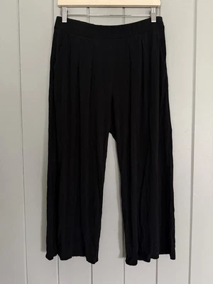 Pantalones Eileen Fisher 100 % seda recortados pierna ancha S pequeños crepé negro plisado Foto 1 de 4