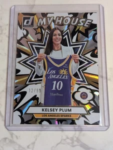 2025 Panini Donruss KELSEY PLUM My House Holo Laser /99 Sparks #17 - Foto 1 di 3