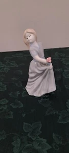 Kalique 2000 Figurine Dancing Girl Fine Porcelain - Picture 1 of 5