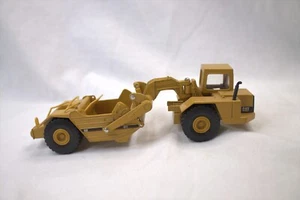 Norscot Caterpillar CAT 611 Scraper Earth Mover 1/64 heavy equipment - Picture 1 of 8