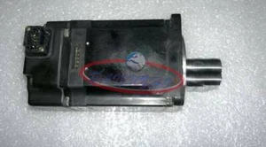 1Pc Servo Motor Yaskawa SGMAS-04A2A-FJ13 SGMAS04A2AFJ13 Used - Picture 1 of 1