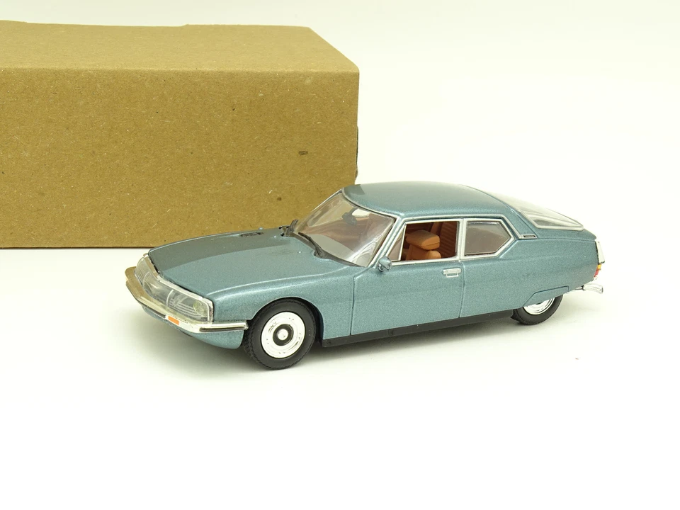 Universal Hobbies SB 1/43 - Citroen SM Version USA 1972 - Photo 1/1