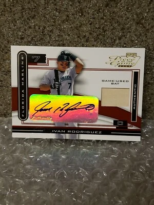 💥HOF💥IVAN💥(PUDGE)RODRIGUEZ💥JUEGO FIRMADO💥USADO💥BAT💥TARJETA EDICIÓN LIMITADA💥50/75 Foto 1 de 4