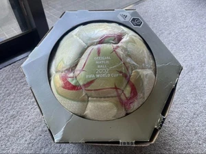 FIFA World Cup 2002 Official Match Ball adidas Fevernova Soccer for display - Picture 1 of 9