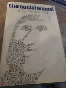 The Social Animal by Elliot Aronson - Rare 1st Edition Hardcover - Picture 1 of 13