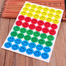 540 מדבקות סמיילים צבעוניים