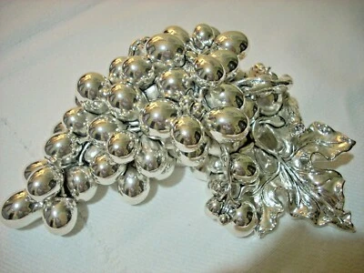 ARDE' - GRAPPOLO D'UVA LAMINATO ARGENTO CM. 24 PESO Kg. 1.472 - CON SCATOLA  - Immagine 1 di 4