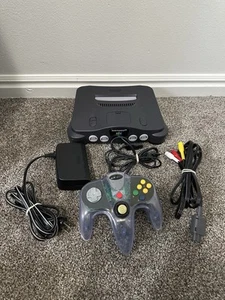 Console Nintendo 64 con cavi e pacchetto di espansione - Foto 1 di 16