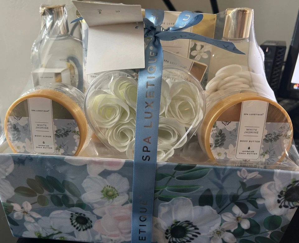 Spa luxetique spa gift set White Jasmine