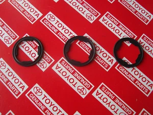 1979 1980 1981 1982 1983 1984 Toyota Hilux LN40 LN46 RN40 RN41 RN46 Locks Seals - Picture 1 of 4