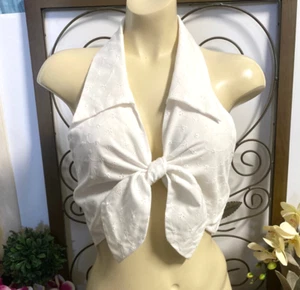 NEW-VINTAGE COQUETTE GIRL WHITE COTTON EYELET TIE UP SUMMER HALTER CROP TOP-SZ M - Picture 1 of 3