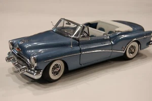 Danbury Mint 1953 Buick Skylark convertible - Picture 1 of 10
