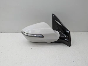 HYUNDAI i40 '11-15 DRIVER RIGHT SIDE FRONT WING MIRROR IN WHITE - Picture 1 of 9