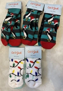 Lot of 5 = 10 Pairs Cat & Jack Girls 2pk Winter Penguin Ornaments Socks Holiday - Picture 1 of 9