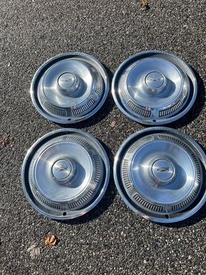 Tapacubos originales Ford Torino Fairlane Falcon 1969 a 1971 14 pulgadas cubiertas de rueda Foto 1 de 4
