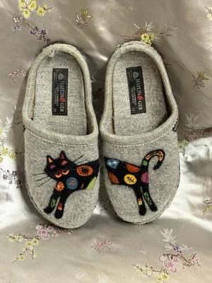 100% Pure Wool Women's Slippers by Haflinger Size 39 Light Gray With Cat VGC - Image 1 of 4