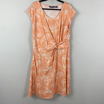 Lands End Cap Sleeve Twist Front Fit Flare Dress Size 1X Peach Tropical Print - Image 1 of 4