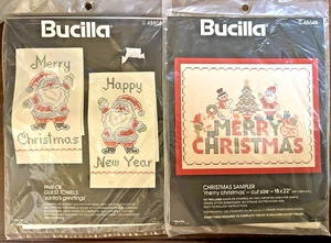2 (zwei) VERSIEGELTE Bucilla WEIHNACHTEN Kreuzstich BASTELSETS Gästetücher & Muster - Bild 1 von 5