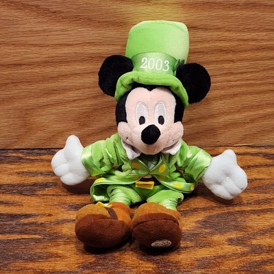 Vintage 2003 Disney Mickey Mouse St Saint Patrick's Day Theme Park Edition Plush - Image 1 of 4