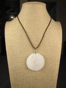 Beautiful carved white stone large dragon pendant 16" leather sterling necklace - Picture 1 of 6
