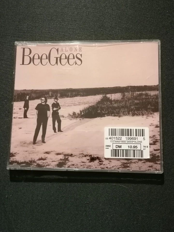 Alone von Bee Gees  - Bild 1 von 1