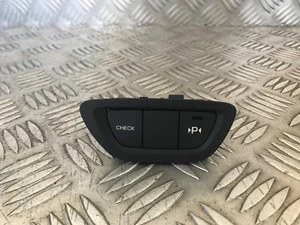 Cache Interrupteur - CITROËN C5 II (2) TOURER X7 - Référence : 96637758ZD - Picture 1 of 4