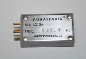 Motorola Radio KLN6210A VibraSender Frequency Chip - FREQ 151.4 Hz - Picture 1 of 1