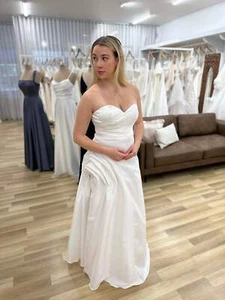 Isabeau Sweetheart Gown - Bariano Dress NWT - Picture 1 of 6